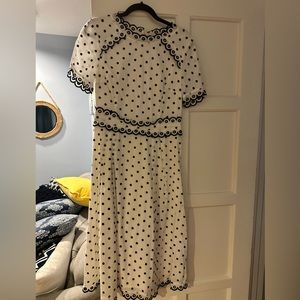 BODEN white & Navy midi dress. Never worn. Size 8.